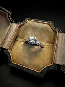 Anello  con  Diamanti  